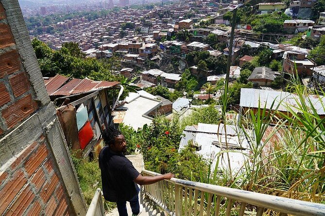 african-music-roots-private-tour-in-comuna-13-medellin