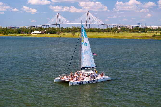 afternoon-charleston-historic-harbor-sail-lux-catamatan