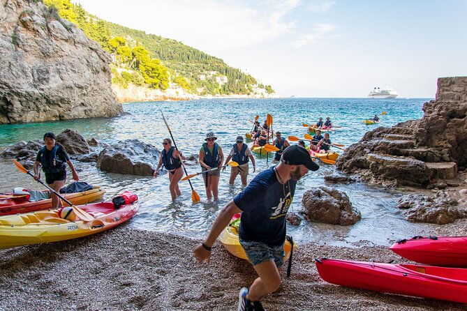 afternoon-dubrovnik-guided-kayaking-tour