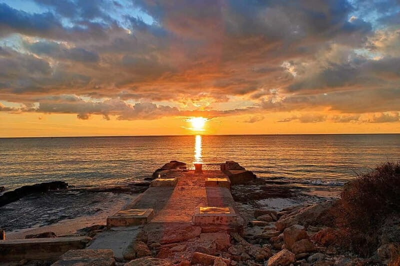 Afternoon excursion: best beaches & coves with Paddlesurf - Key Points