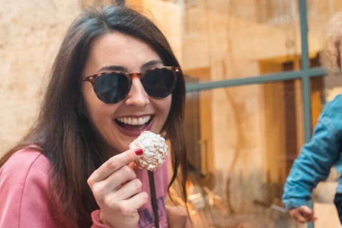 afternoon-food-tour-in-bordeaux-local-delicacies
