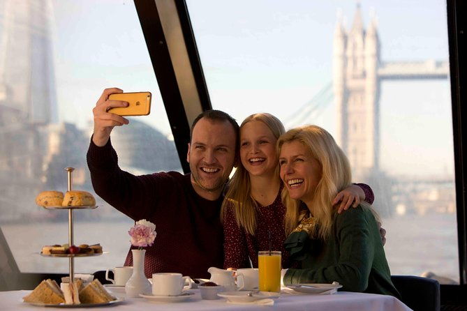 afternoon-tea-river-cruise-on-the-thames
