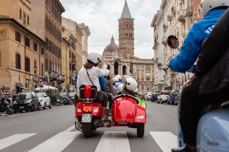 afternoon-vespa-sidecar-tour-with-gourmet-gelato-stop