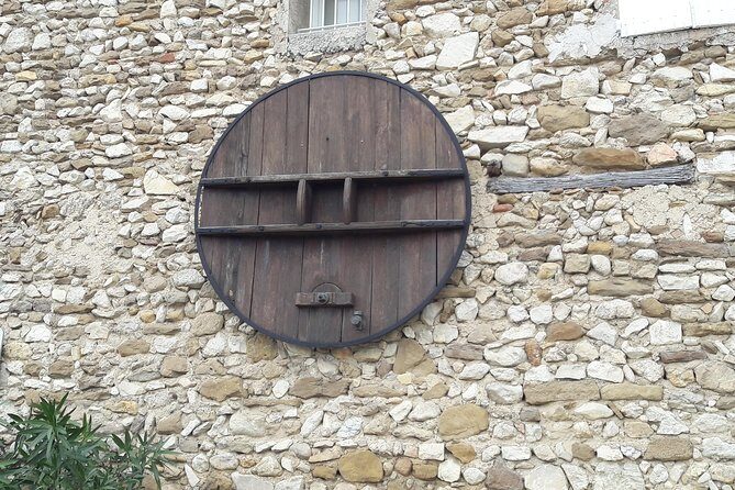Afternoon Wine Tour to Chateauneuf du Pape from Avignon - FAQ