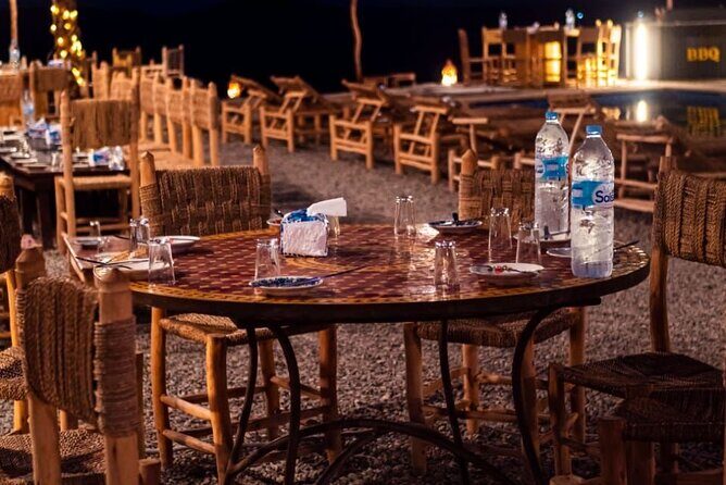 Agafay Desert Adventure: Quads, Camels, and dinner show - Key Points
