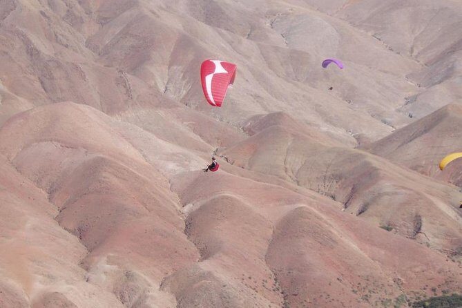 Agafay Desert Paragliding DUO Experience from Marrakech - What is the Agafay Desert Paragliding Experience?