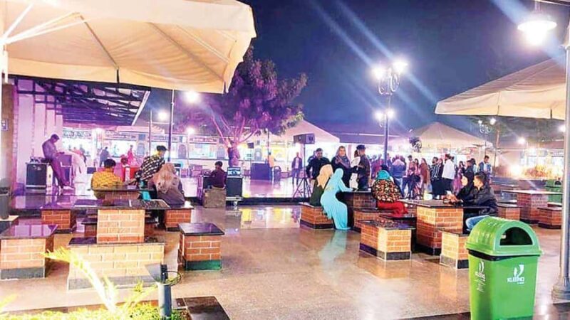 Agra: Chaupati Food, Fun, and Adventure Tour - The Sum Up