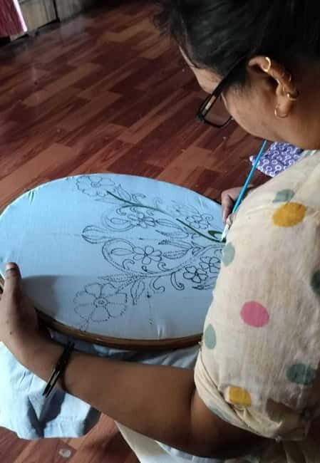 Agra: Colorful Fabric Painting Workshop in a Local Home - Key Points