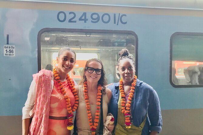 Agra Day Trip from Delhi Taj Mahal and Agra Fort by Train - Key Points