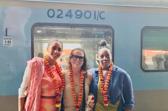 Agra Day Trip from Delhi Taj Mahal and Agra Fort by Train - FAQ