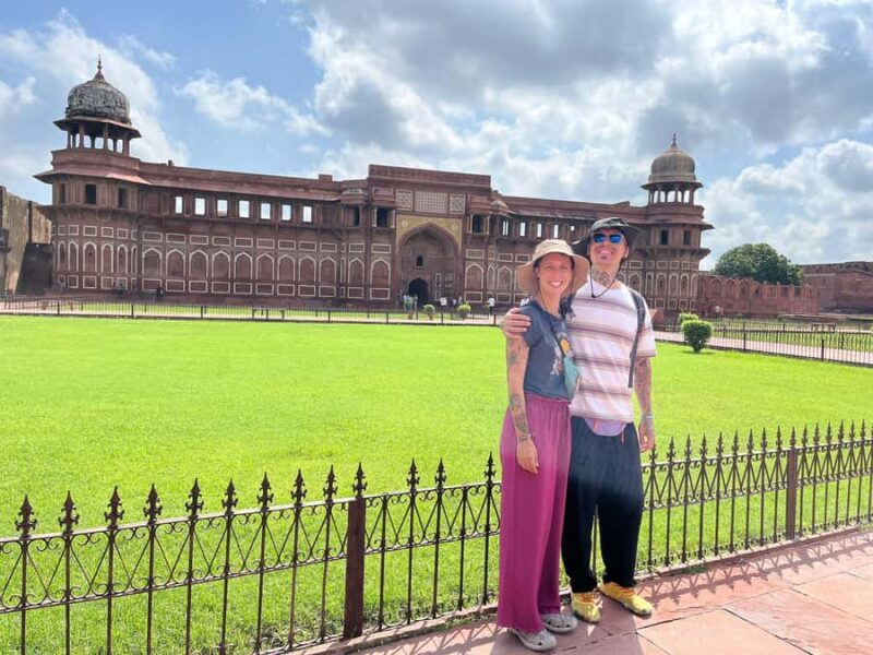 Agra Fort: Baby Taj & Mehtab Bagh Guided Tour with Transfers - What to Expect During the Tour