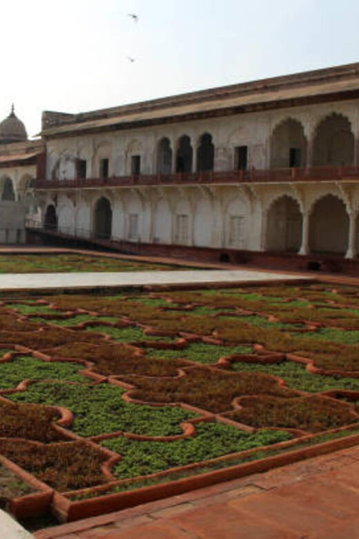 Agra fort, I'timd-ud-Daulah & Mehtab Bagh Express Tickets - Who Will Love This Experience?