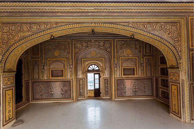 Agra Fort Skip-the-line ticket with Full Guided Tour - FAQs