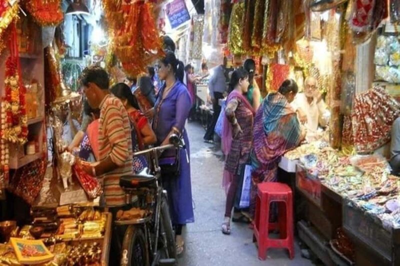 Agra : Heritage Walk Tour by Tuk -Tuk Hidden Gems with Guide - Who Is This Tour Best Suited For?