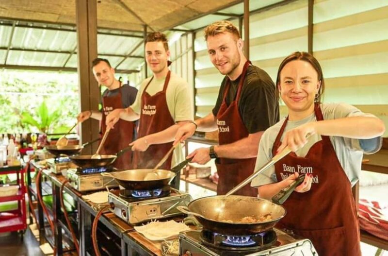 Agra: Home Cooking Demonstration and Meal with Neena - An Inside Look at the Agra Home Cooking Experience