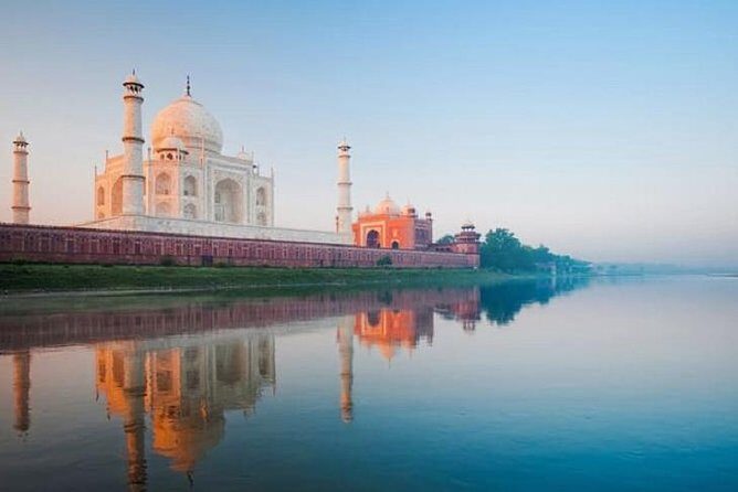 Agra Local Sight Seen Tour By Car - FAQ