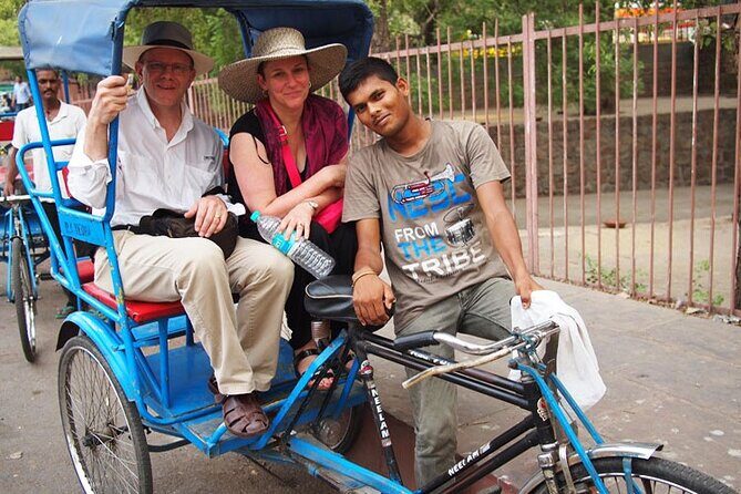 Agra Night: Street Food and Walking Tour With Guide - A Closer Look at the Agra Night Tour