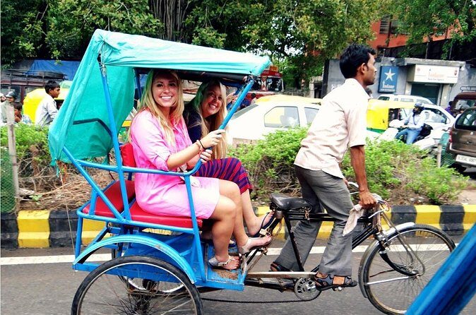 Agra Night: Street Food and Walking Tour With Guide - The Sum Up