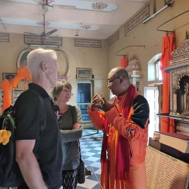 Agra: Old City Walk with Food Tasting - Practical Details and What to Expect