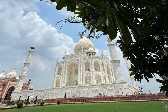 Agra Private Day Tour with Guide and Transportation - Practical Details and Considerations