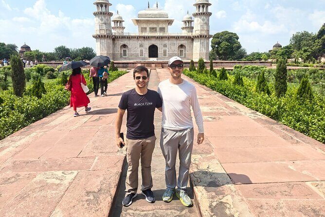 Agra: Skip the Line Taj Mahal and Agra Fort Private Day Tour - FAQ