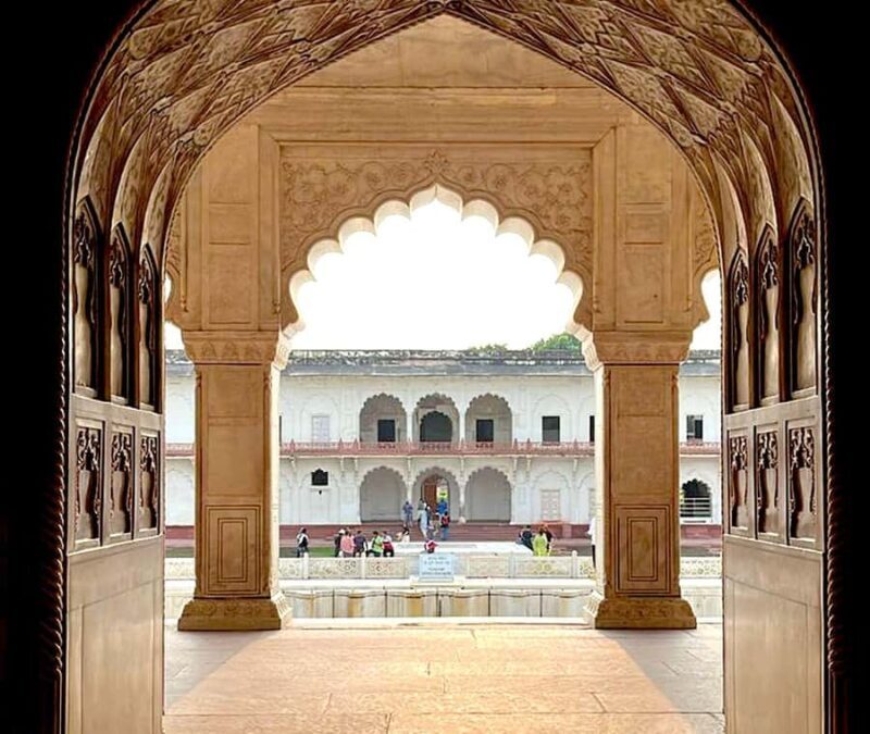 Agra: Skip-the-Line Taj Mahal & Mausoleum Guided Tour - The Guide and Experience Quality