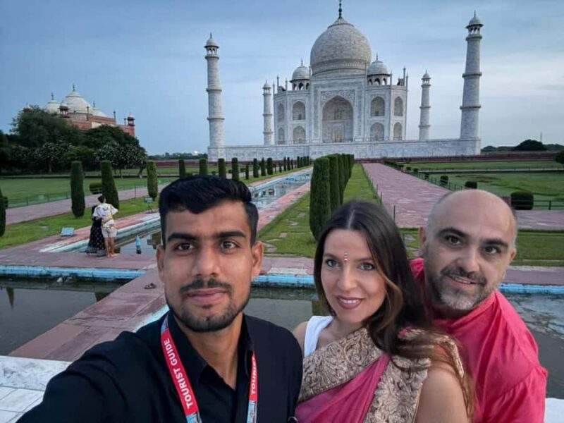 Agra: Sunrise Taj Mahal & Agra Fort Skip-The-Line Tour - Key Points