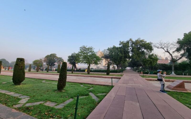 Agra: Sunrise Taj Mahal Tour with taj mahal full moon light - Authentic Experiences Based on Reviews