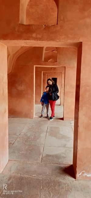 Agra: Taj Mahal & Mausoleum with Skip-the-Line Entry & Guide - Who Would Benefit Most?