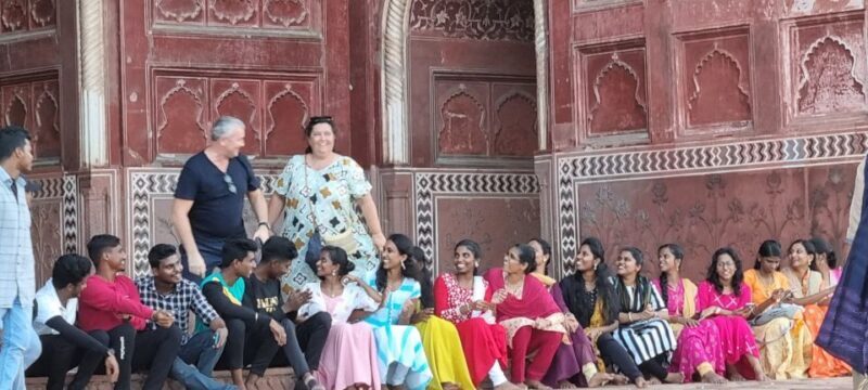 Agra: Taj Mahal Tour Guide for Couple - FAQs