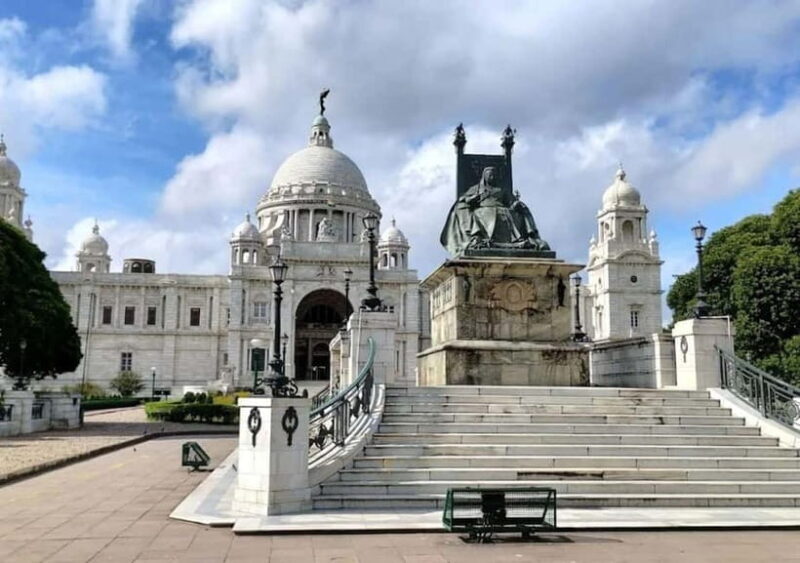 Agra: Taj Mahal Walking Tour with Street Food Tour - Key Points