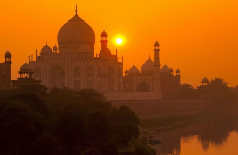 Agra: Taj Mahal with Mausoleum Skip-the-Line tickets & guide - What Travelers Say