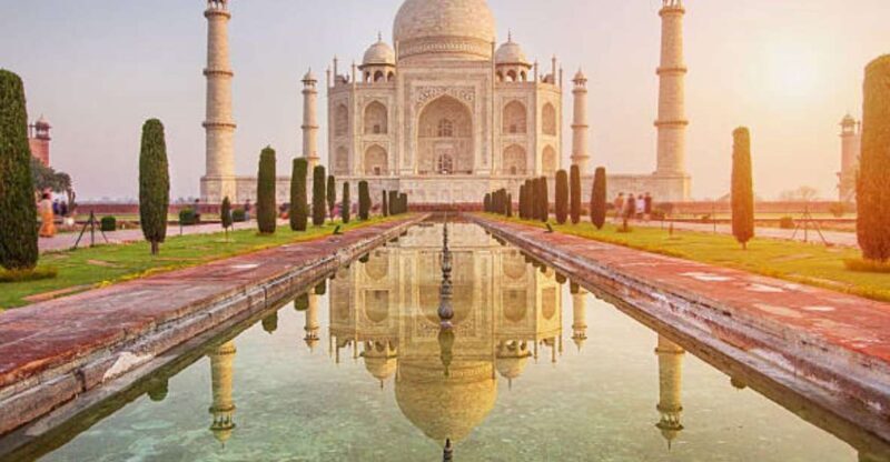 Agra:TajMahal & Agra fort at Sunrise - Return for Breakfast & Rest