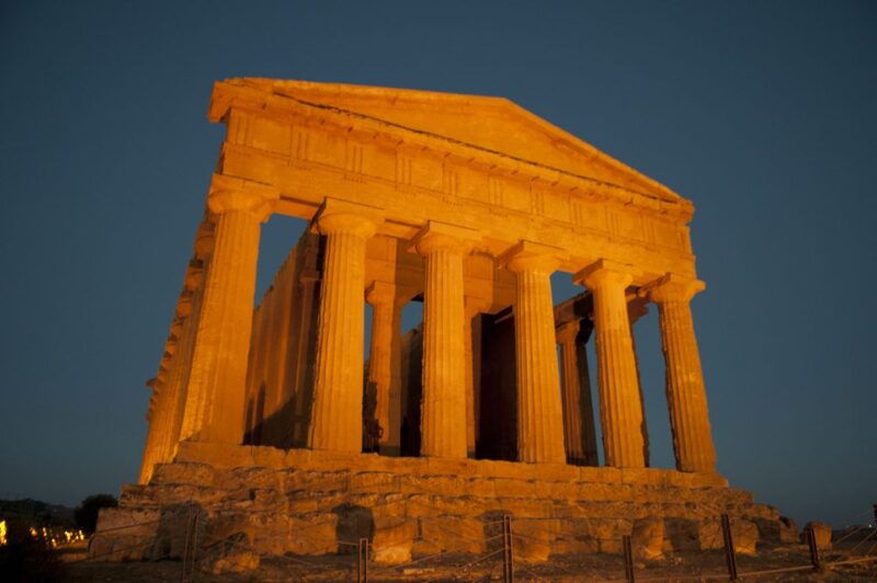 agrigento-valley-of-temples-private-tour-under-the-stars
