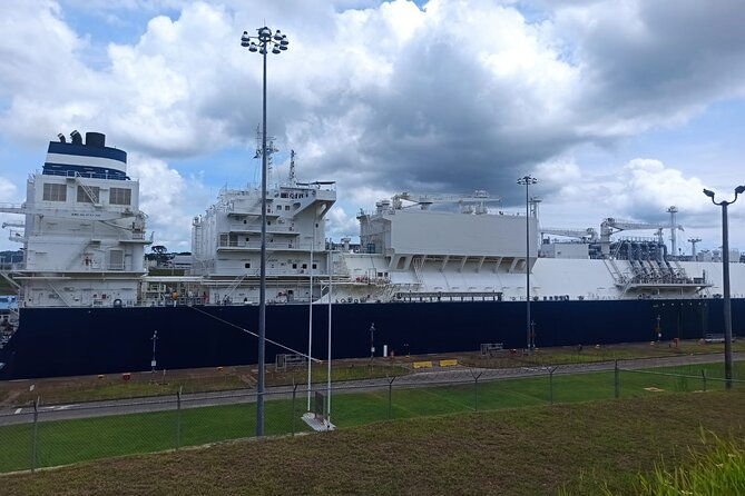 agua-clara-locks-tour-fort-san-lorenzo-third-bridge-panama