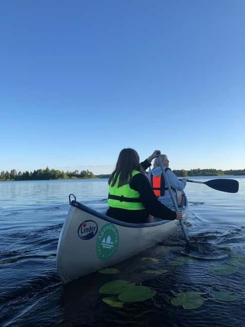Agunnaryd: Canoe Adventure in Swedish Rivers and Lakes - Discovering the Canoe Journey in Agunnaryd