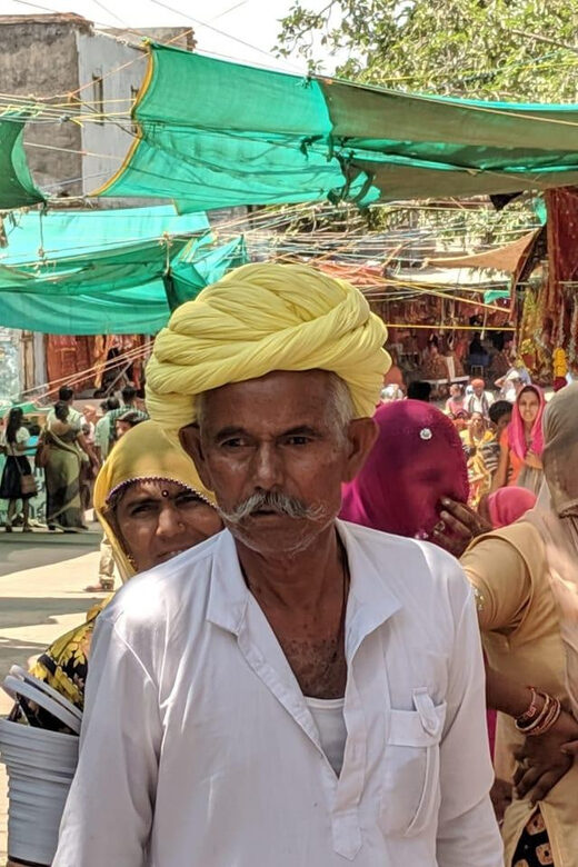 Ahmedabad: Sun Temple of Modhera & Queen's Stepwell Day Trip - FAQ