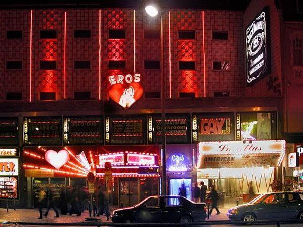 ahoy-st-pauli-at-night-the-legendary-kieztour-2