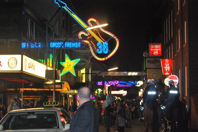 ahoy-st-pauli-at-night-the-legendary-kieztour