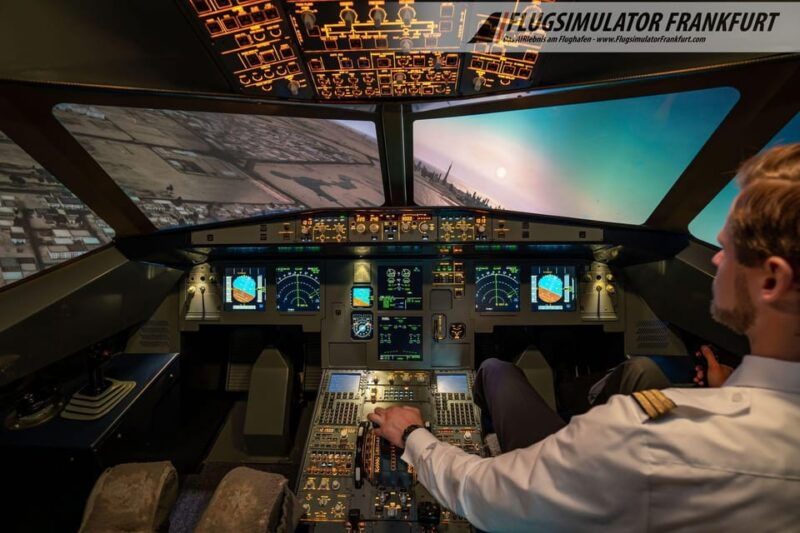 airbus-a320-and-motion-4d-flight-simulator-frankfurt-airport