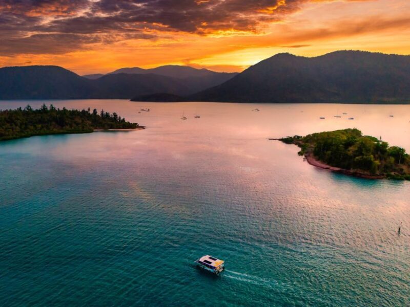 Airlie Beach: Bottoms Up Sunset Cruise with Drink - Is It Worth the Price?