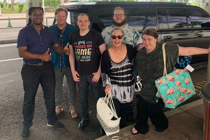 airport-atlantis-paradise-island-private-roundtrip-transportation