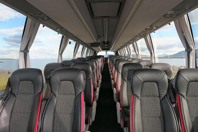 airport-express-shared-arrival-transfer-from-keflavik-airport-to-reykjavik-city