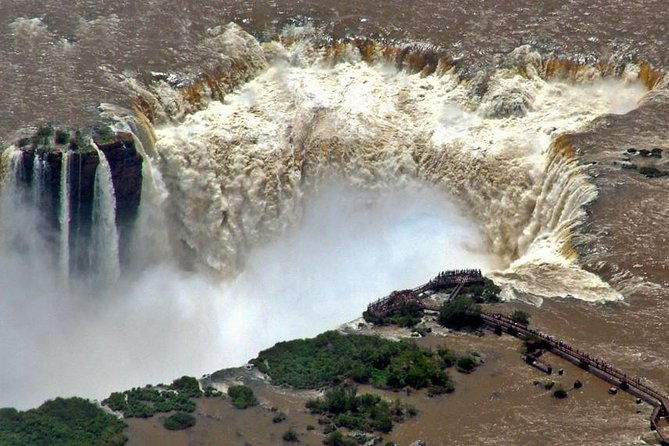 airport-igr-round-trip-iguassu-falls-argentine-side