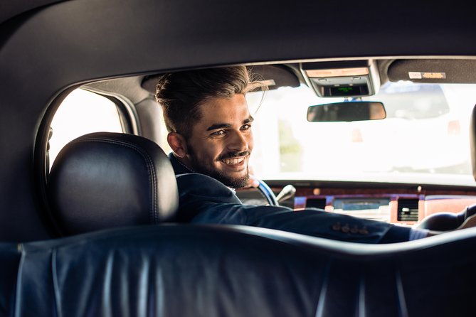 airport-luxe-departure-ride-from-ny-hotels-by-stretch-limousinesedan-or-minibus-2