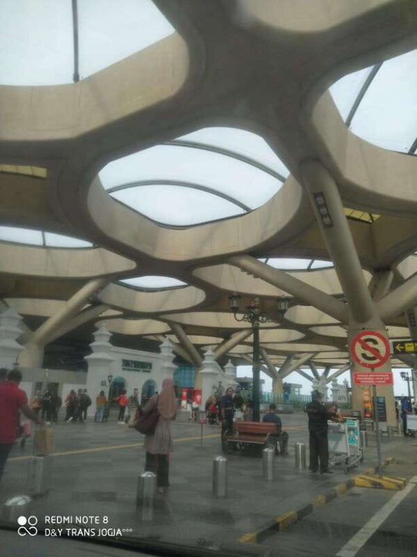 airport-pickup-continued-borobudur-prambanan-temple-tour