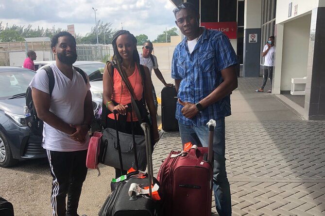 airport-round-transfer-excellencecoral-springspaladium-royaltan-blue-waters