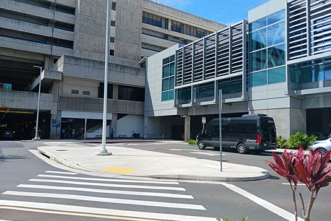airport-shuttle-hnl-airport-to-waikiki