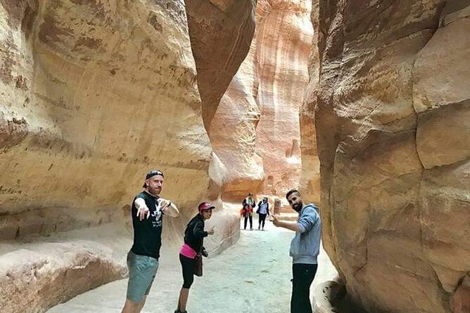 Airport Shuttle to/from Petra (Private) - Real Experiences from Travelers