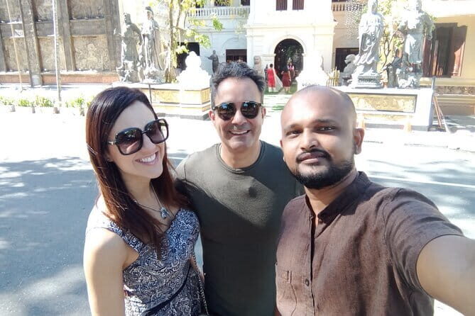 Airport Taxi Transfers from Colombo Airport to Hikkaduwa - From Booking to Arrival: What to Expect